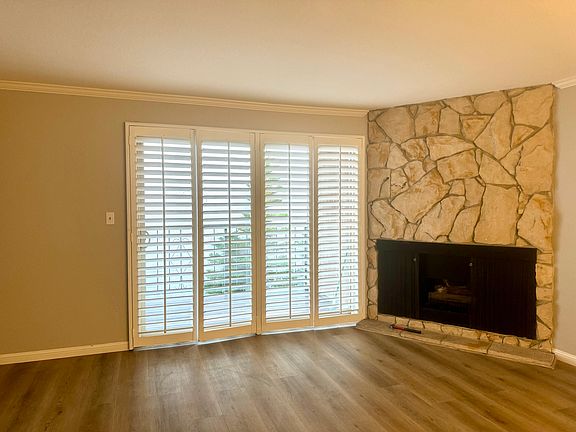 2nd image of 825 Lincoln Way APT 106