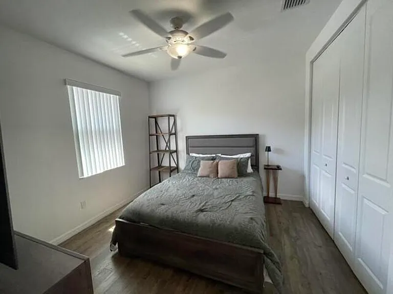 12885 Trevi Isle Dr — Photo 19