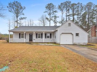 2002 Hunters Ridge Dr, Midway Park, NC 28544