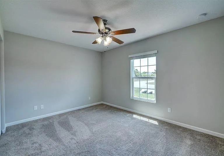 1755 SW Cannon Ave — Photo 15