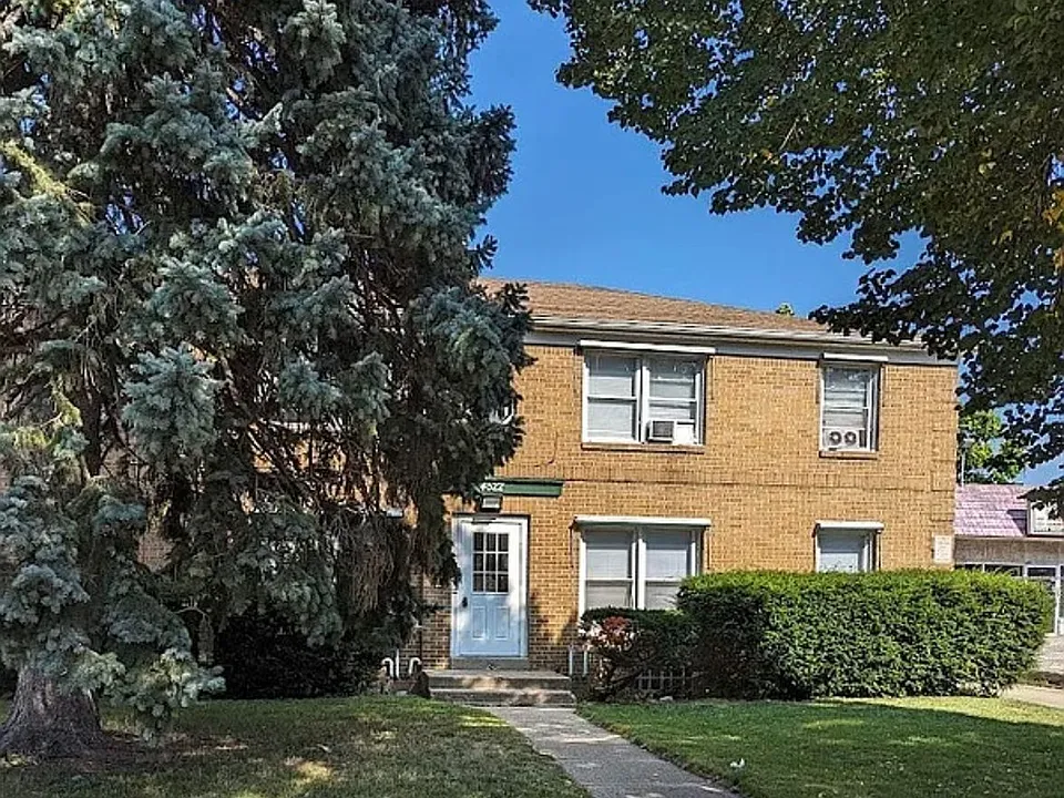 4522 N Teutonia Ave