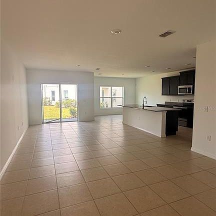4th image of 3520 Beau Rd