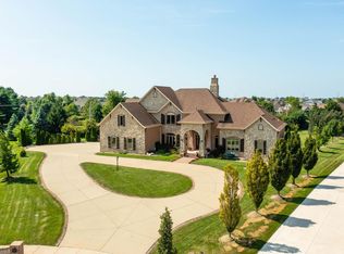 1507 Wyndemere Point Dr, Champaign, IL 61822