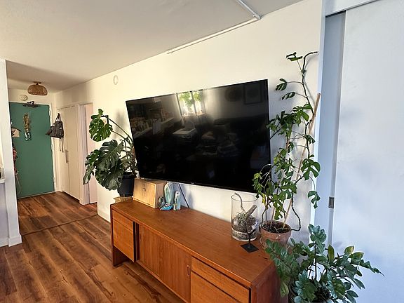 This aparement will be rented unfurnished.