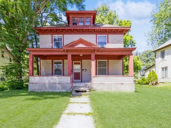 805 Grand Ave, Ames, IA 50010