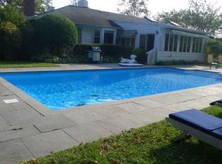 65 Heady Creek Ln, Southampton, NY 11968