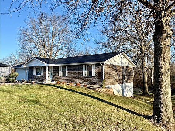 3rd image of 78 Lake Apollo Dr
