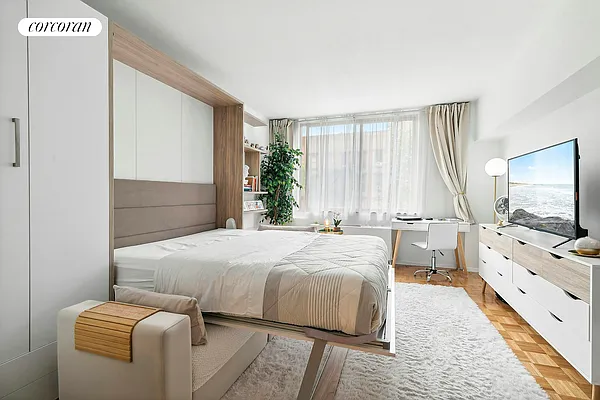 Rented by Corcoran | media 16