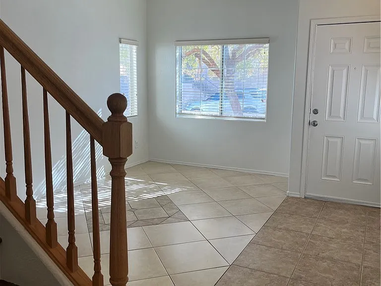 10600 Cold Mountain Ave — Photo 12