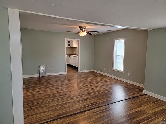3rd image of 914 Sunnyslope St