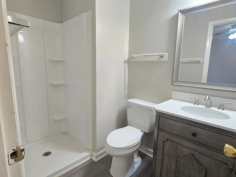 6484 Kelmscot Ct — Photo 15
