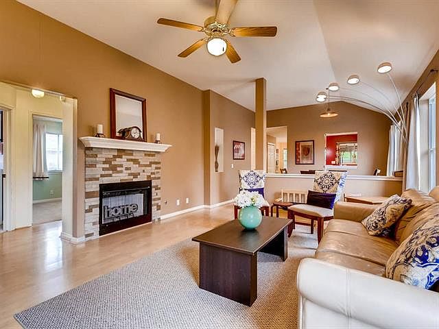 1st image of 651 Faircrest Dr