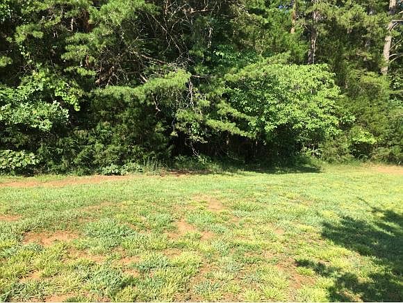 2nd image of 3814 Clapp Mill Rd