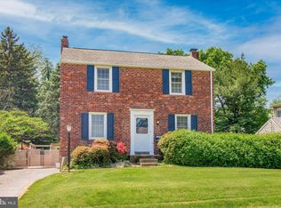 2708 Woodleigh Rd, Havertown, PA 19083