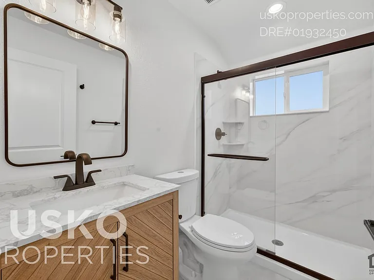 2707 Tomato Aly #B — Photo 18