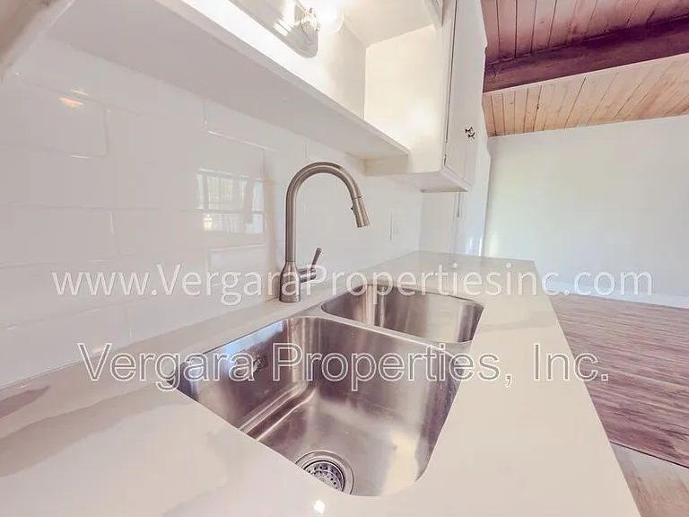 5551 E 23rd St #17 — Photo 15
