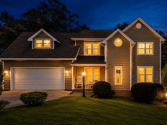 2nd image of 8014 Woodstone Dr