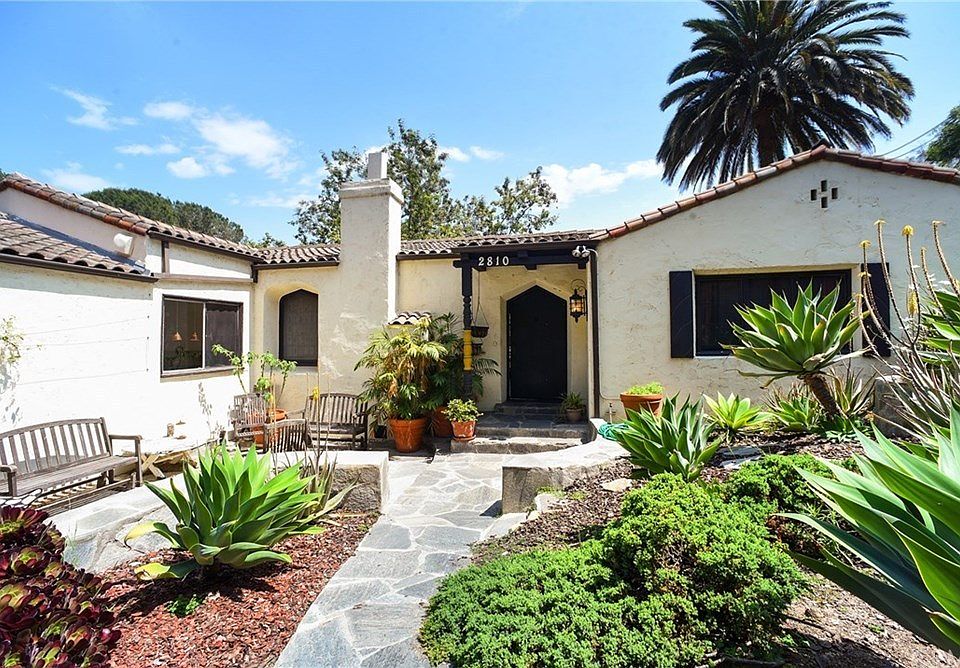1st image of 2810 Woodshire Dr