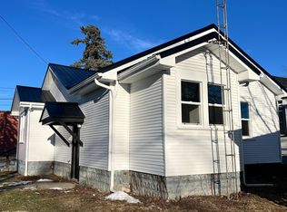 1421 S Burlington Dr, Muncie, IN 47302