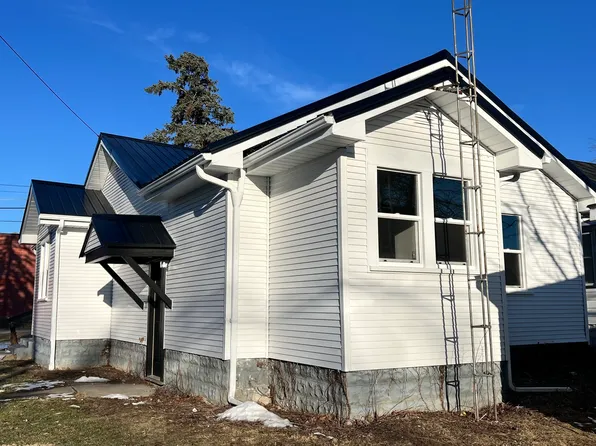 1421 S Burlington Dr, Muncie, IN 47302