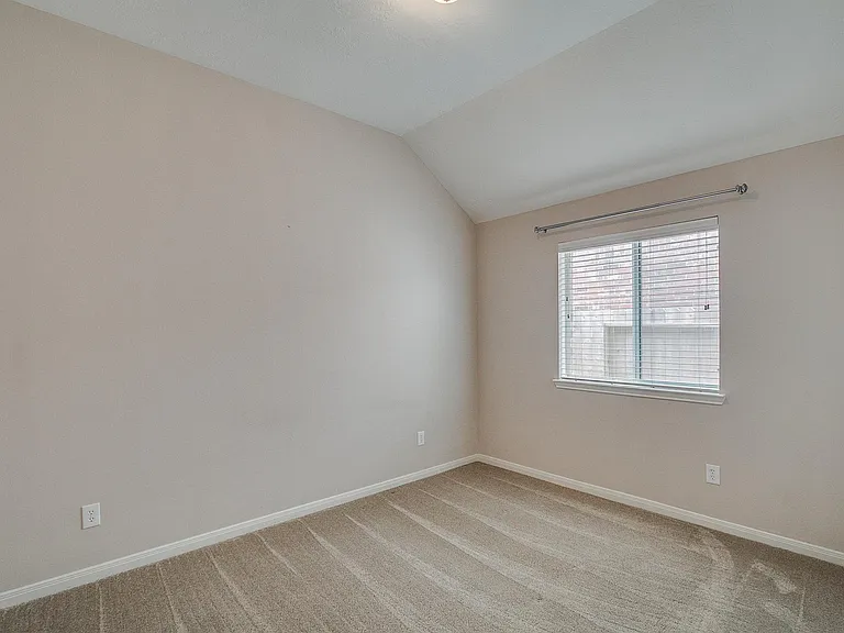 10914 Tattershall Ln — Photo 21