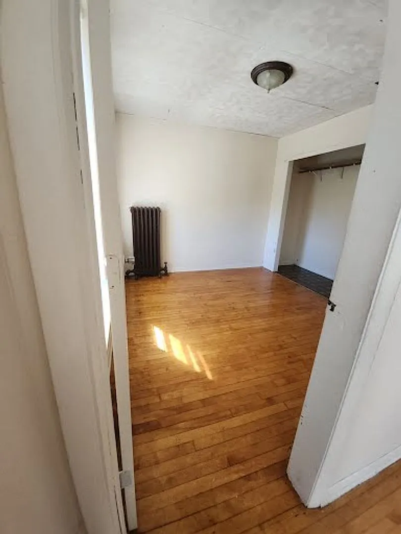 2323-2337 S 5th St./2346-2348 S Chase Ave. - 13 Unit — Photo 4