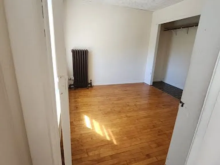 2323-2337 S 5th St./2346-2348 S Chase Ave. - 13 Unit — Photo 19