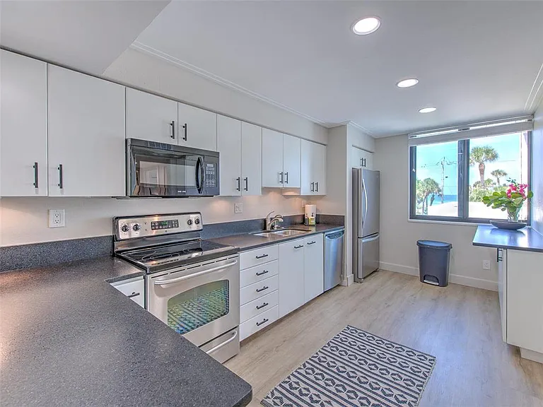 739 Bayport Way #739 — Photo 10