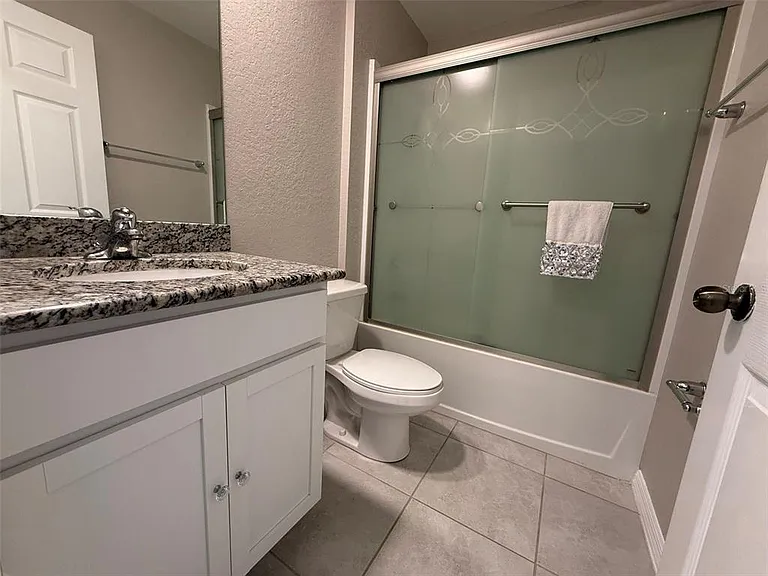 4082 Kenvil Dr — Photo 17