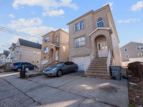 544 Court, Elizabeth City, NJ 07206