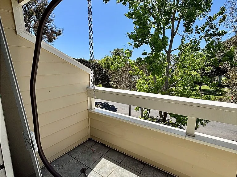 451 Medford Ct #102 — Photo 27
