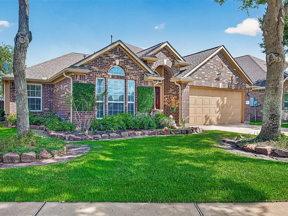 6138 Wickshire Dr