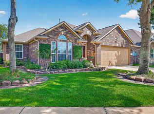 6138 Wickshire Dr, Rosenberg, TX 77471
