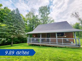 39 Boyds Mills Rd, Beach Lake, PA 18405