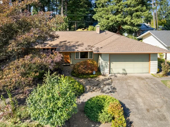 16325 NE Hoyt St, Portland, OR 97230