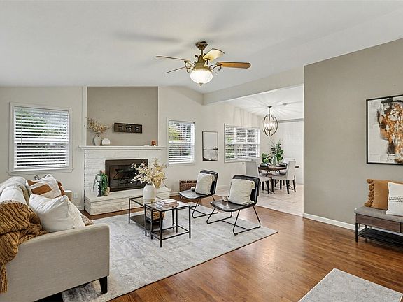 3rd image of 11204 148th Avenue SE