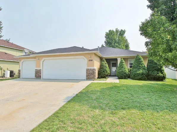 1208 N Cheshire Dr, Kuna, ID 83634
