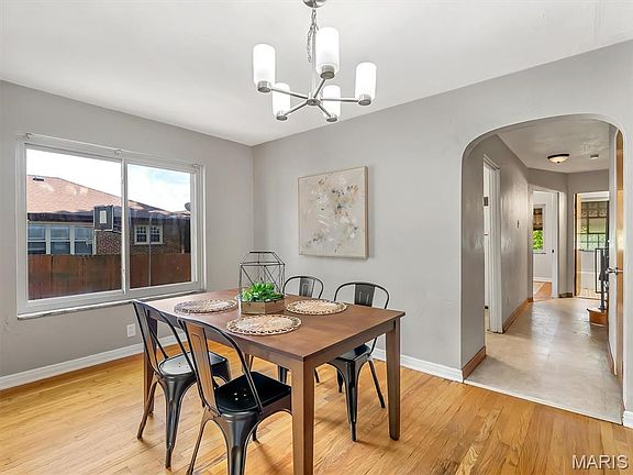 4th image of 9211 Niles Pl