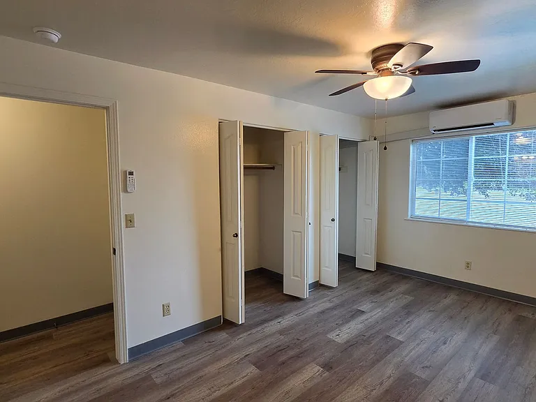 4104 Hillview Way — Photo 13