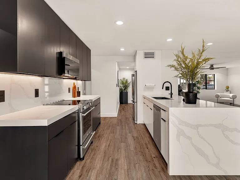 6401 E Camino Santo — Photo 4