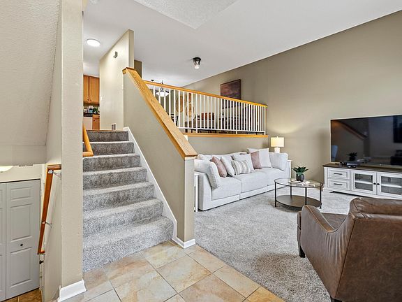 2nd image of 6491 Regency Ln
