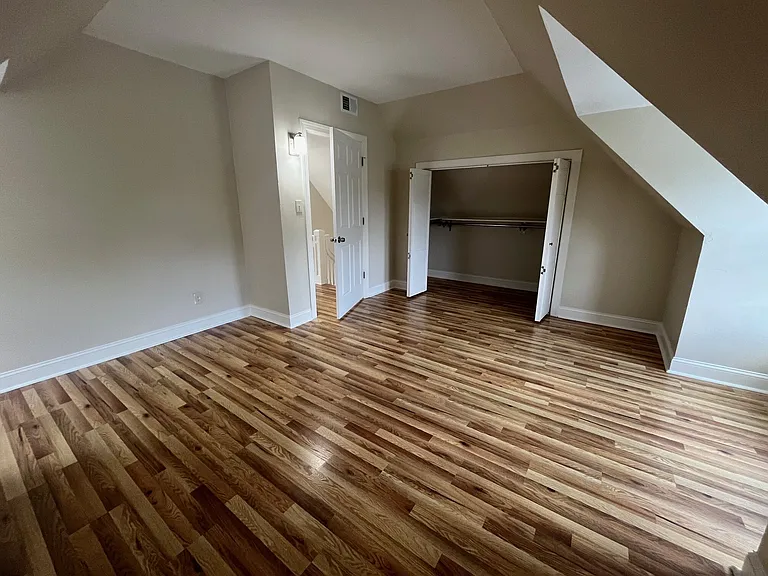 211 Amber St #2 — Photo 29
