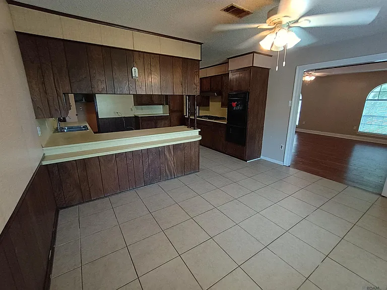 3572 Madeira Dr — Photo 4