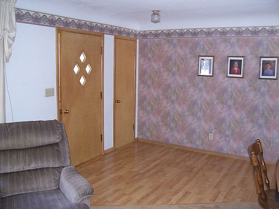 Large Front Foyer
