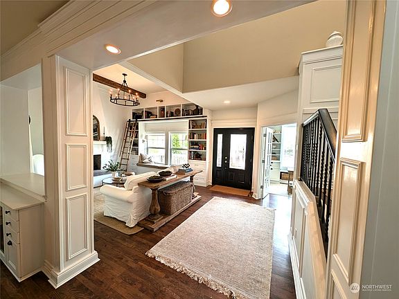 2nd image of 1718 73rd Street SE