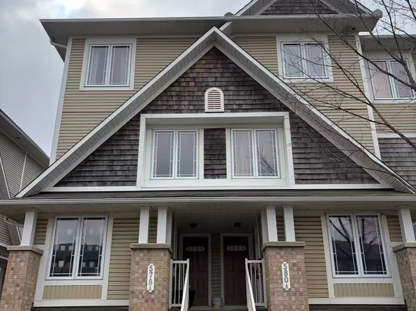 578 Chapman Mills Dr #B, Ottawa, ON K2J 0V4