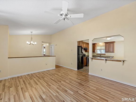 4th image of 2743 East Main Street