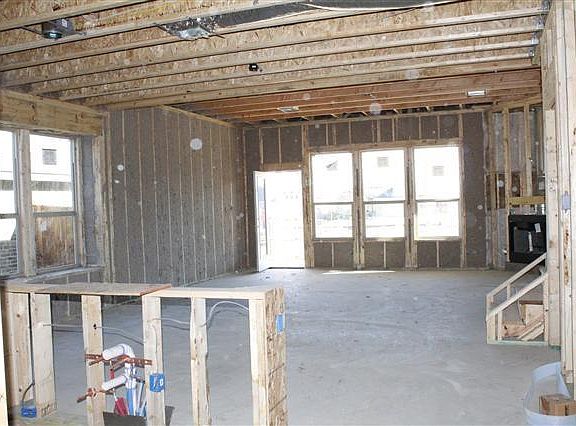 4th image of 11913 Bexley Dr