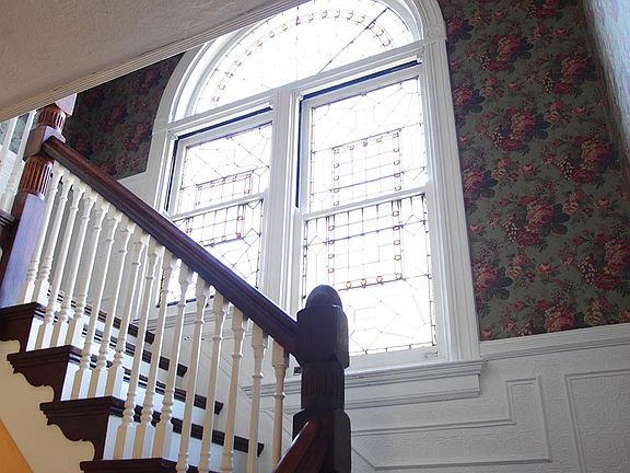 3rd image of 3903 Saint Lawrence Ave