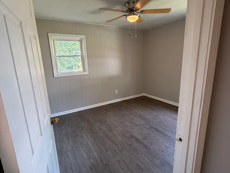 708 32nd St SE — Photo 10